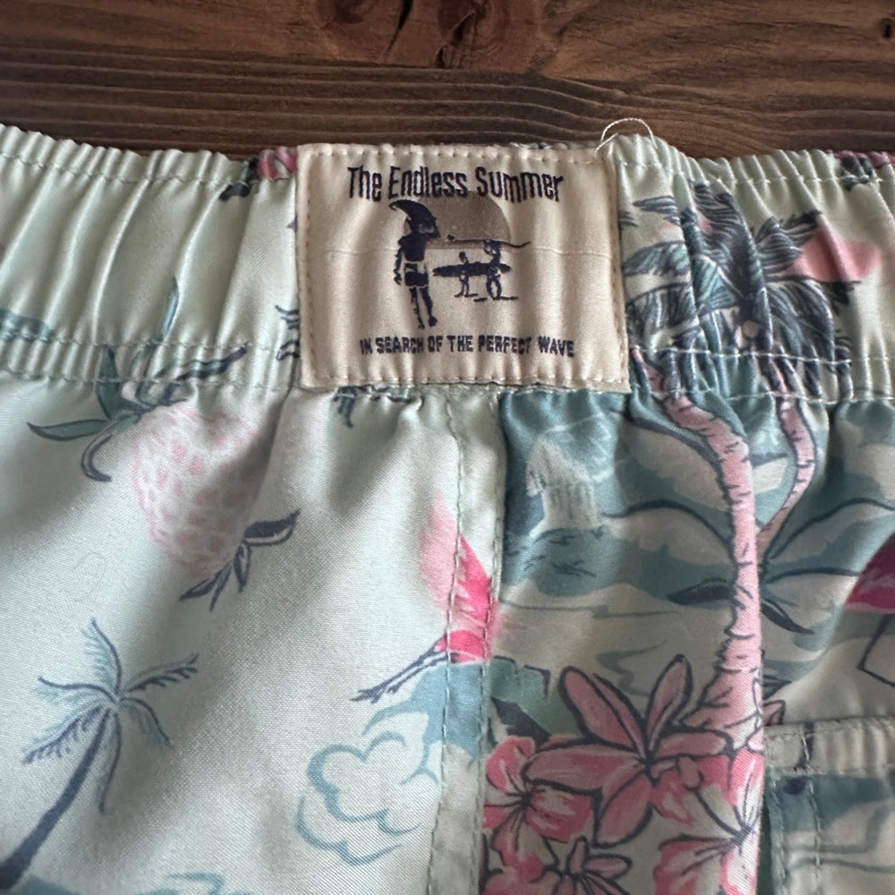 The Endless Summer Swim Trunks S Tropical Print - Picture 5 of 9